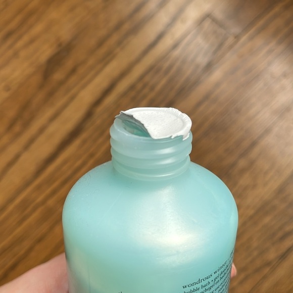 Philosophy Wondrous Winter Shampoo Shower Gel Bubble Bath 6 fl oz - Picture 4 of 5